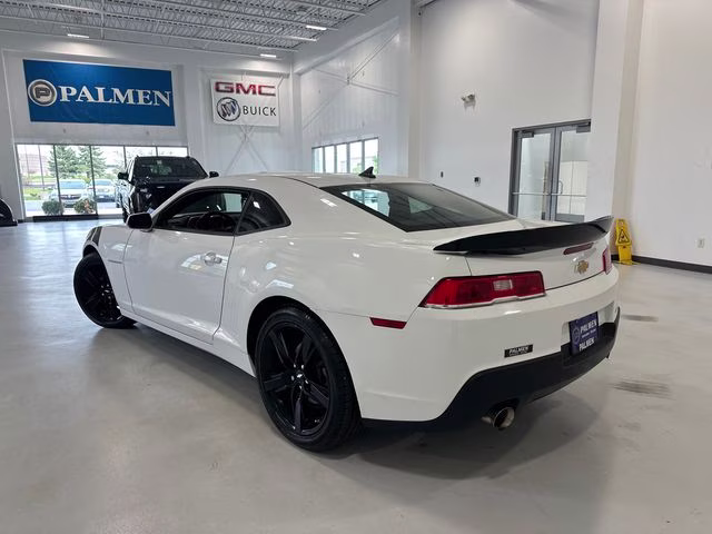 2015 Summit White Chevrolet Camaro 1LT RWD Coupe