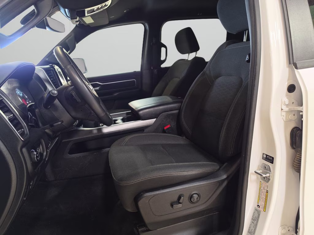 2025 Bright White Clearcoat Ram 1500 Big Horn/Lone Star 4X4 Truck