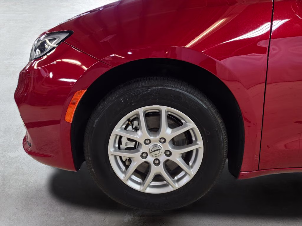 2025 Red Hot Pearlcoat Chrysler Pacifica Select FWD Van
