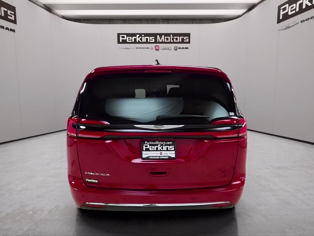 2025 Red Hot Pearlcoat Chrysler Pacifica Select FWD Van