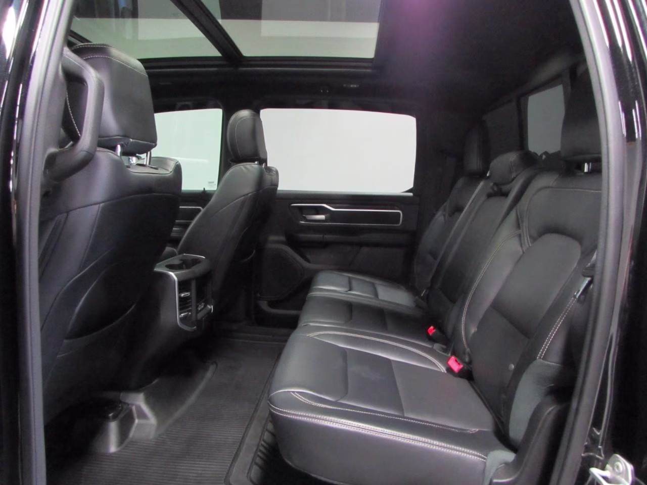 2023 Diamond Black Crystal Pearlcoat Ram 1500 Big Horn/Lone Star 4X4 Truck