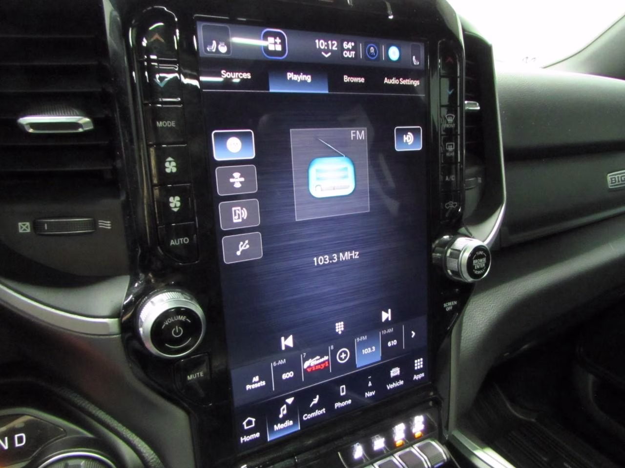 2023 Diamond Black Crystal Pearlcoat Ram 1500 Big Horn/Lone Star 4X4 Truck