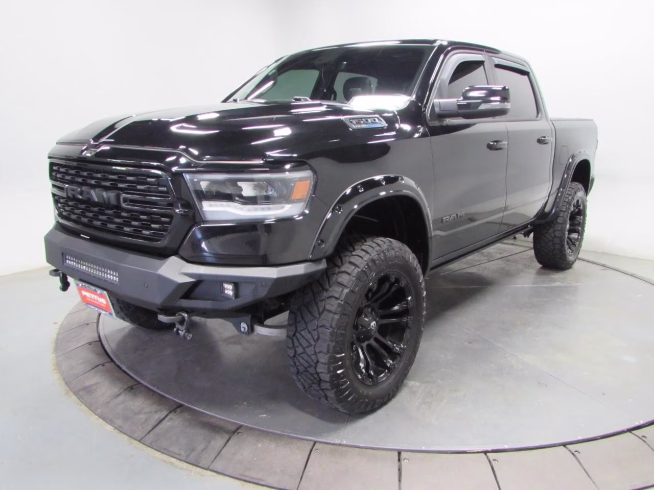 2023 Diamond Black Crystal Pearlcoat Ram 1500 Big Horn/Lone Star 4X4 Truck