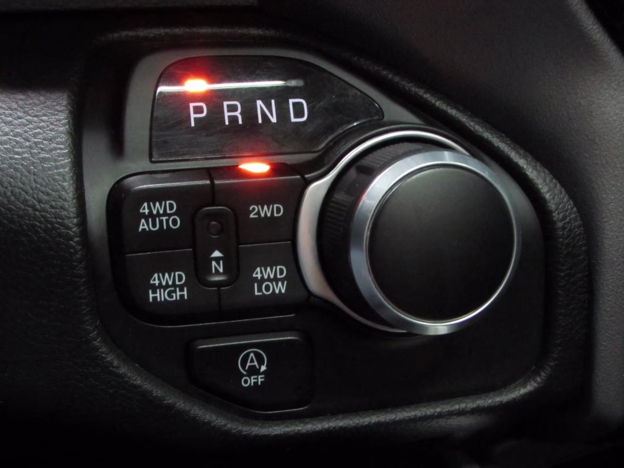 2023 Diamond Black Crystal Pearlcoat Ram 1500 Big Horn/Lone Star 4X4 Truck