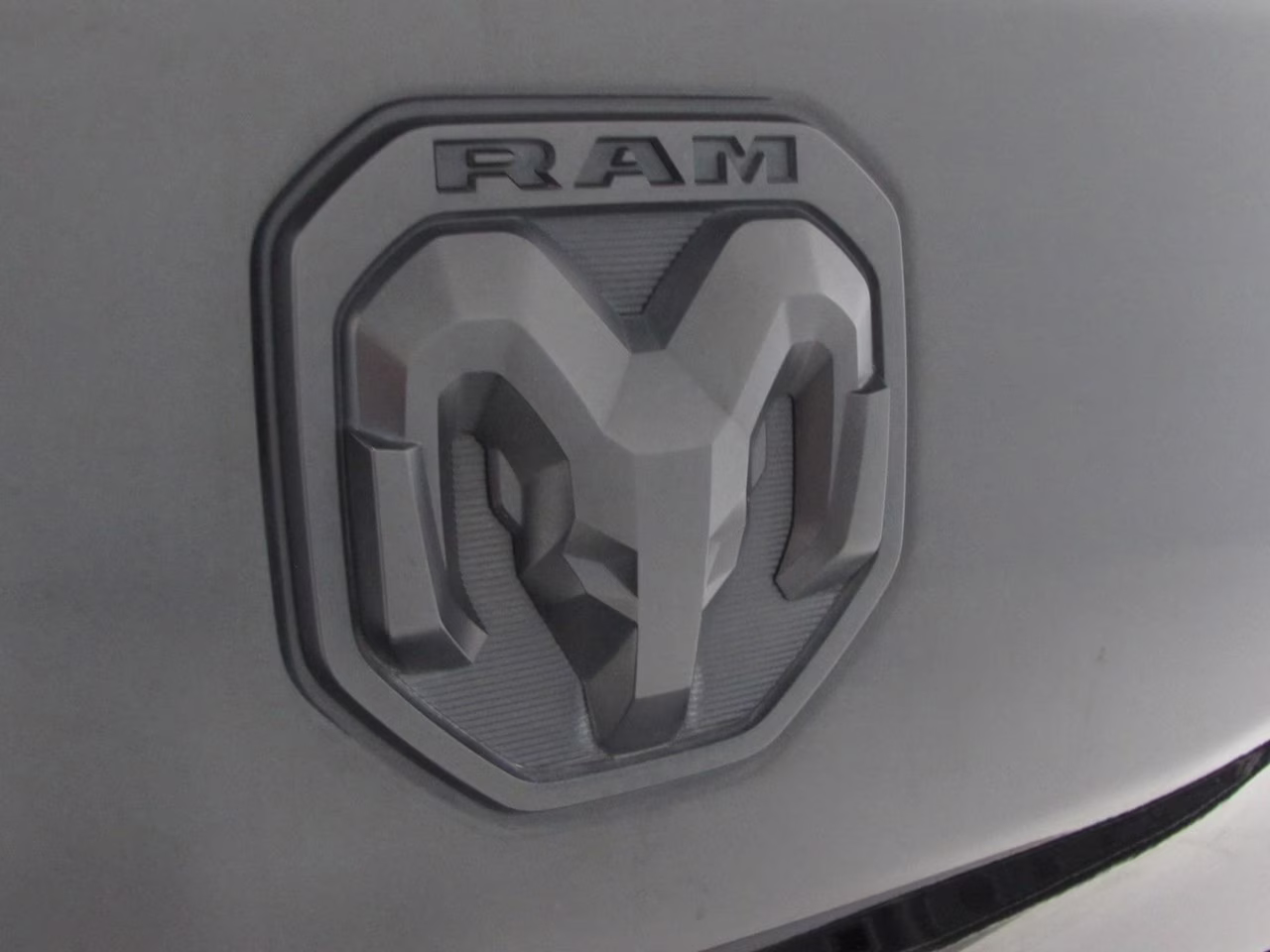 2023 Diamond Black Crystal Pearlcoat Ram 1500 Big Horn/Lone Star 4X4 Truck