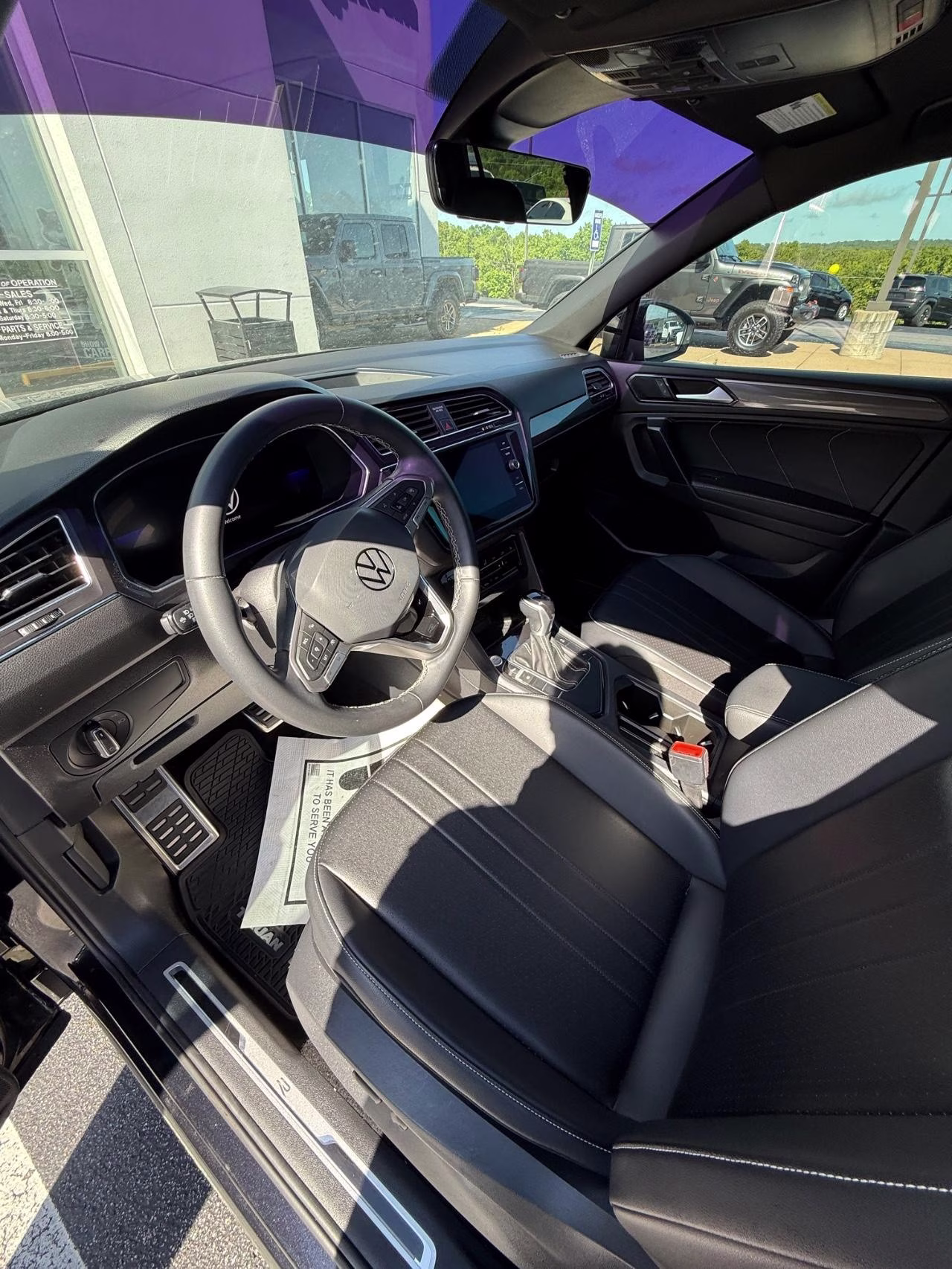 2023 BLACK Volkswagen Tiguan 2.0T SE R-Line Black FWD SUV