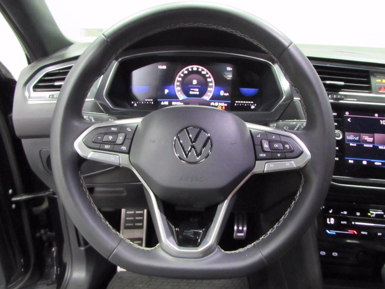 2023 Deep Black Pearl Volkswagen Tiguan 2.0T SE R-Line Black FWD SUV