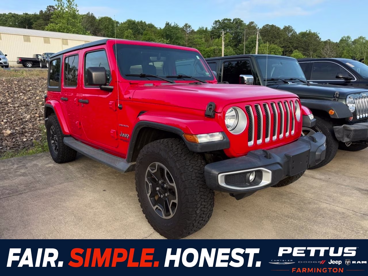 2019 Firecracker Red Clearcoat Jeep Wrangler Unlimited Sahara 4X4 SUV