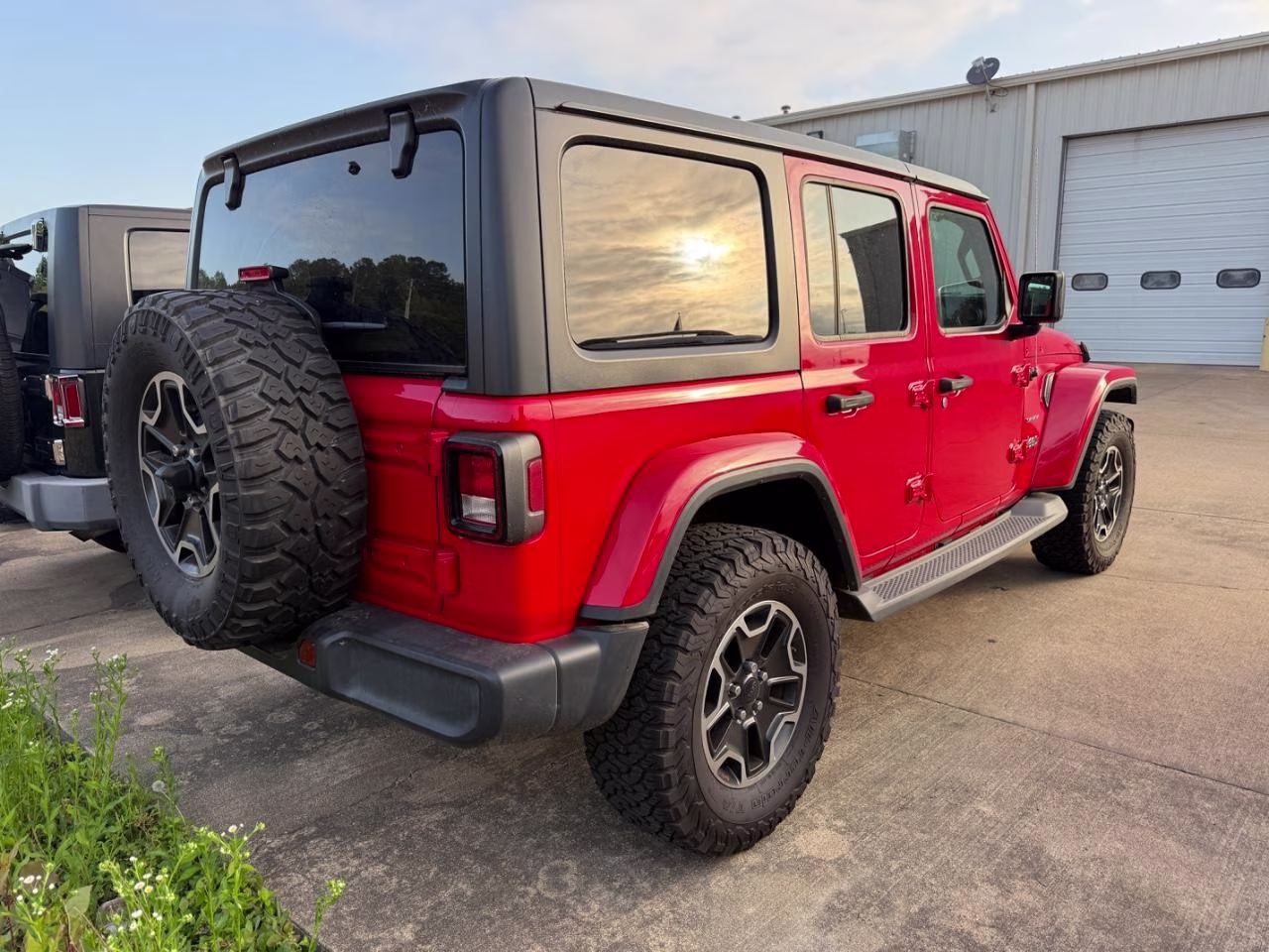 2019 Firecracker Red Clearcoat Jeep Wrangler Unlimited Sahara 4X4 SUV