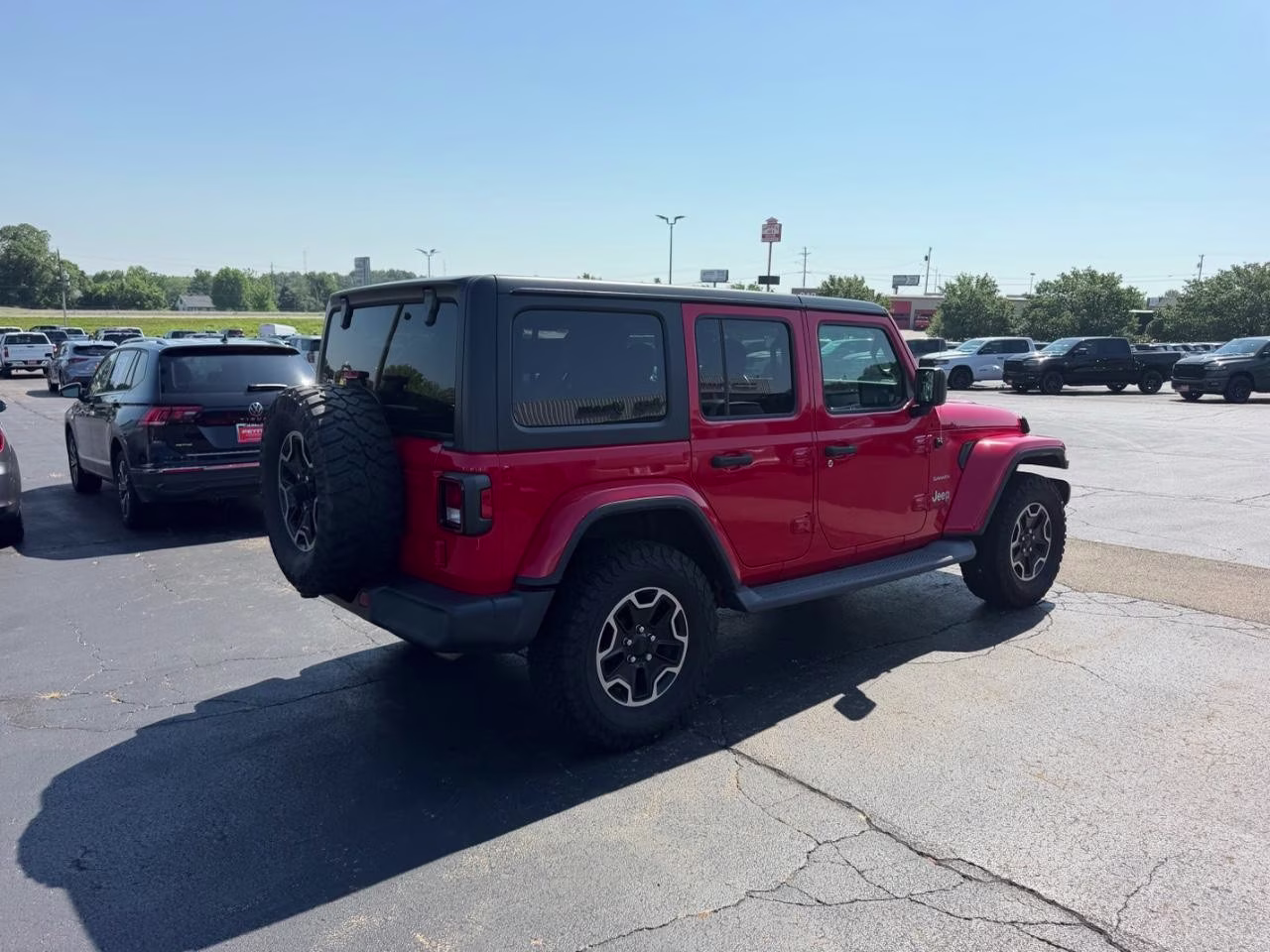2019 Firecracker Red Clearcoat Jeep Wrangler Unlimited Sahara 4X4 SUV