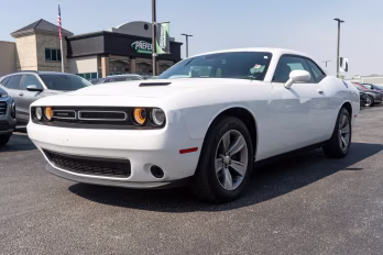 2019 White Knuckle Clearcoat Dodge Challenger SXT RWD Coupe