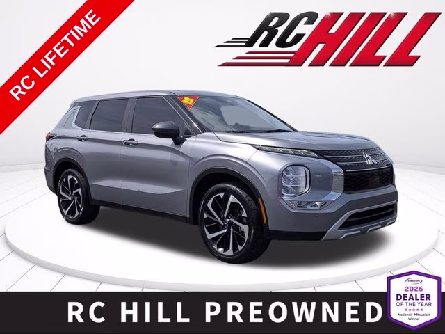2022 Mitsubishi Outlander SE 2WD's photo