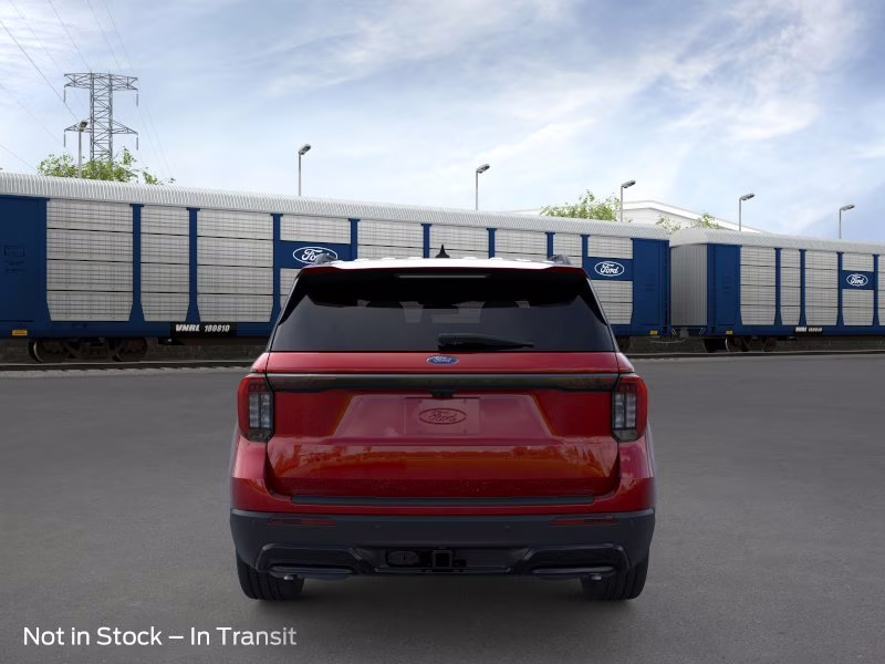 2026 Rapid Red Metallic Tinted Clearcoat Ford Explorer ST-Line RWD SUV