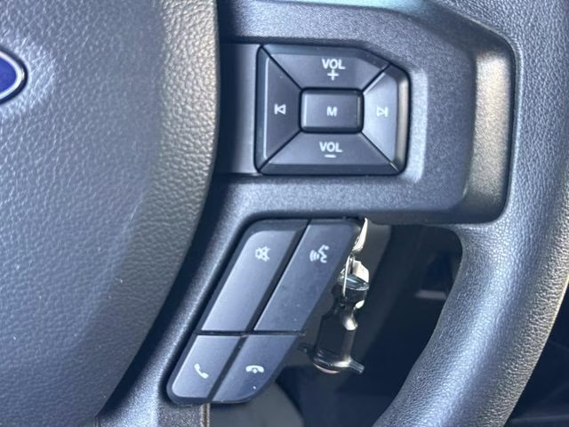 2022 Oxford White Ford Super Duty F-250 SRW XLT 4X4 Truck