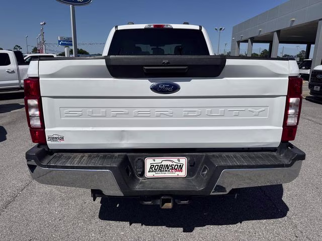 2022 Oxford White Ford Super Duty F-250 SRW XLT 4X4 Truck