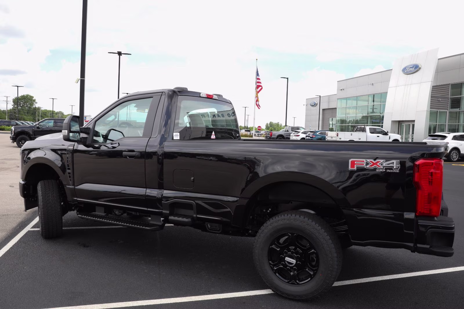 2026 Agate Black Metallic Ford Super Duty F-350 SRW XL 4X4 Truck