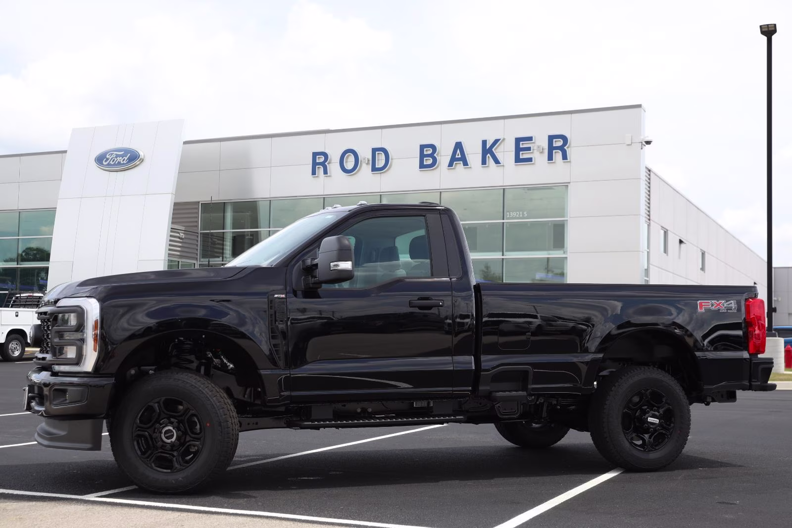 2026 Agate Black Metallic Ford Super Duty F-350 SRW XL 4X4 Truck