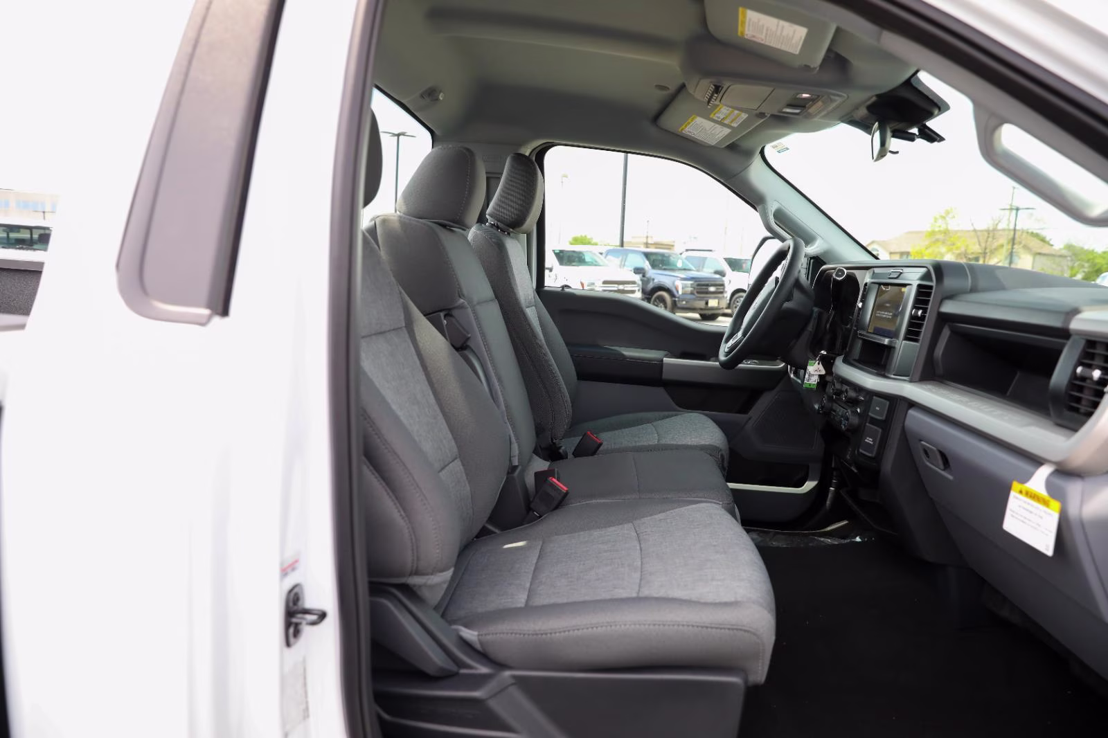 2026 Oxford White Ford Super Duty F-350 SRW XL 4X4 Truck