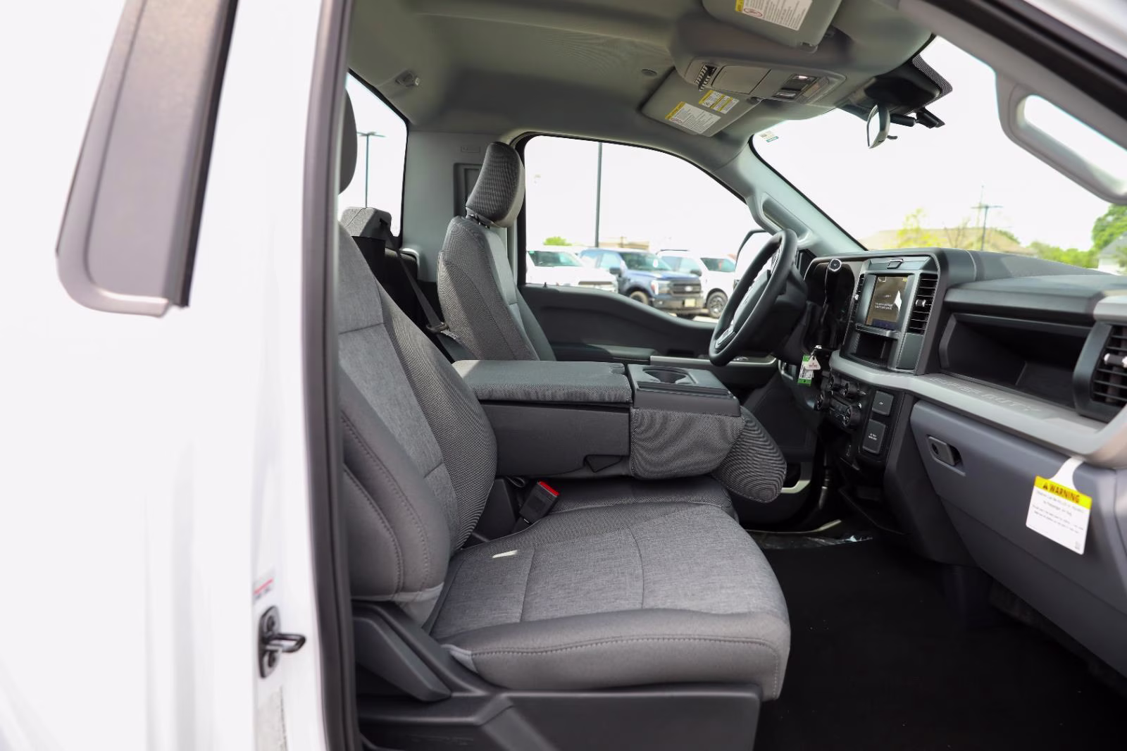 2026 Oxford White Ford Super Duty F-350 SRW XL 4X4 Truck