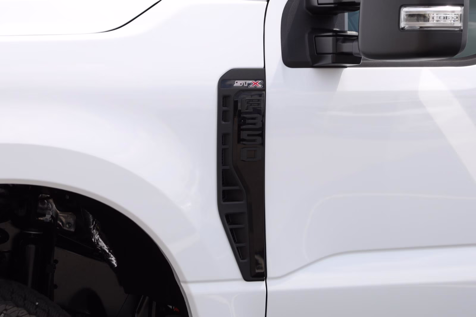 2026 Oxford White Ford Super Duty F-350 SRW XL 4X4 Truck