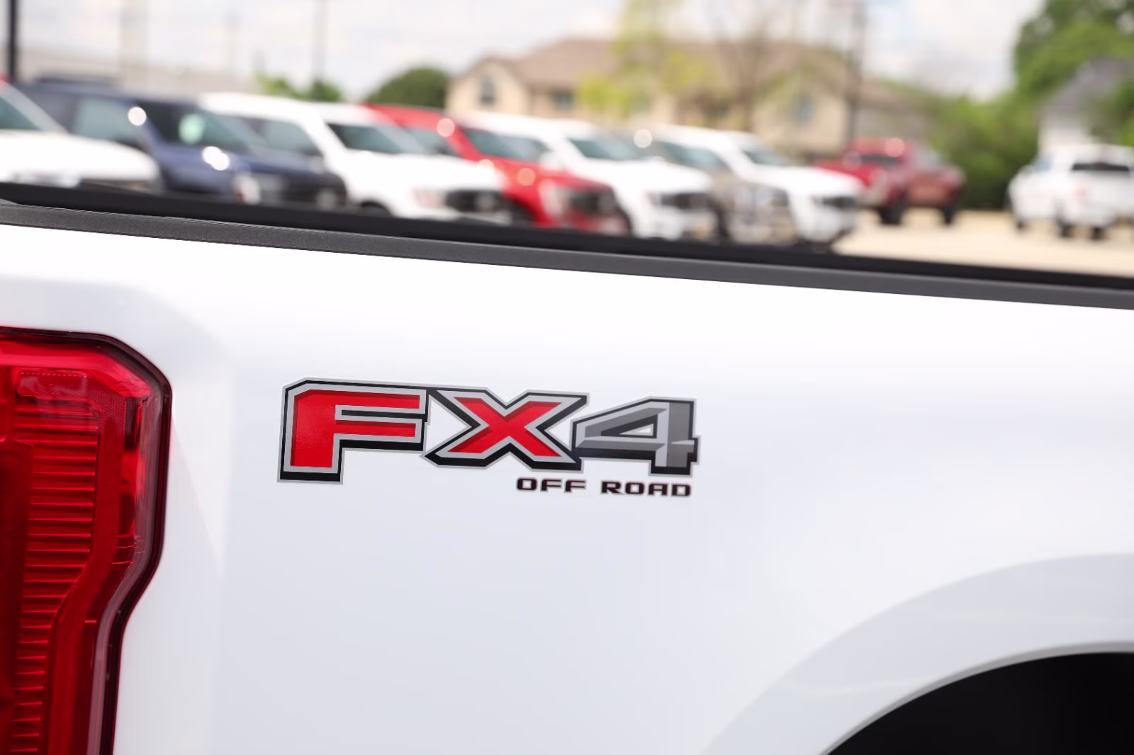 2026 Oxford White Ford Super Duty F-350 SRW XL 4X4 Truck
