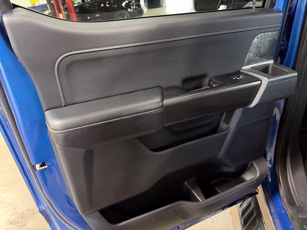 2023 Blue Metallic Ford F-150 XLT 4X4 Truck