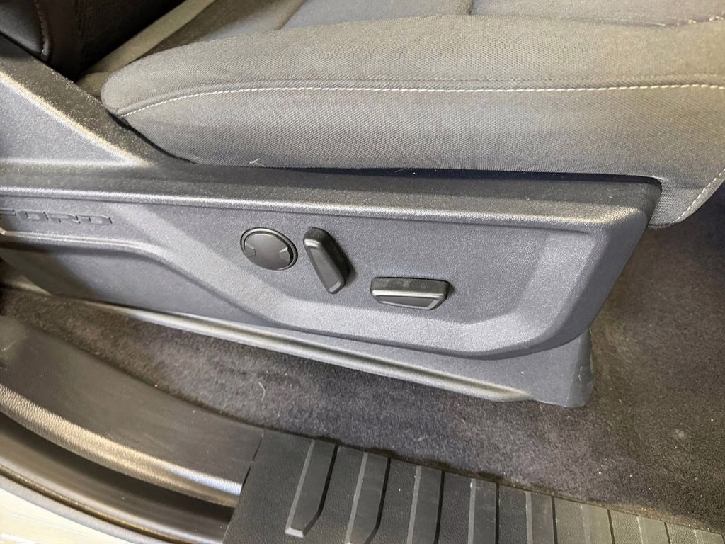 2023 Avalanche Ford F-150 XLT 4X4 Truck