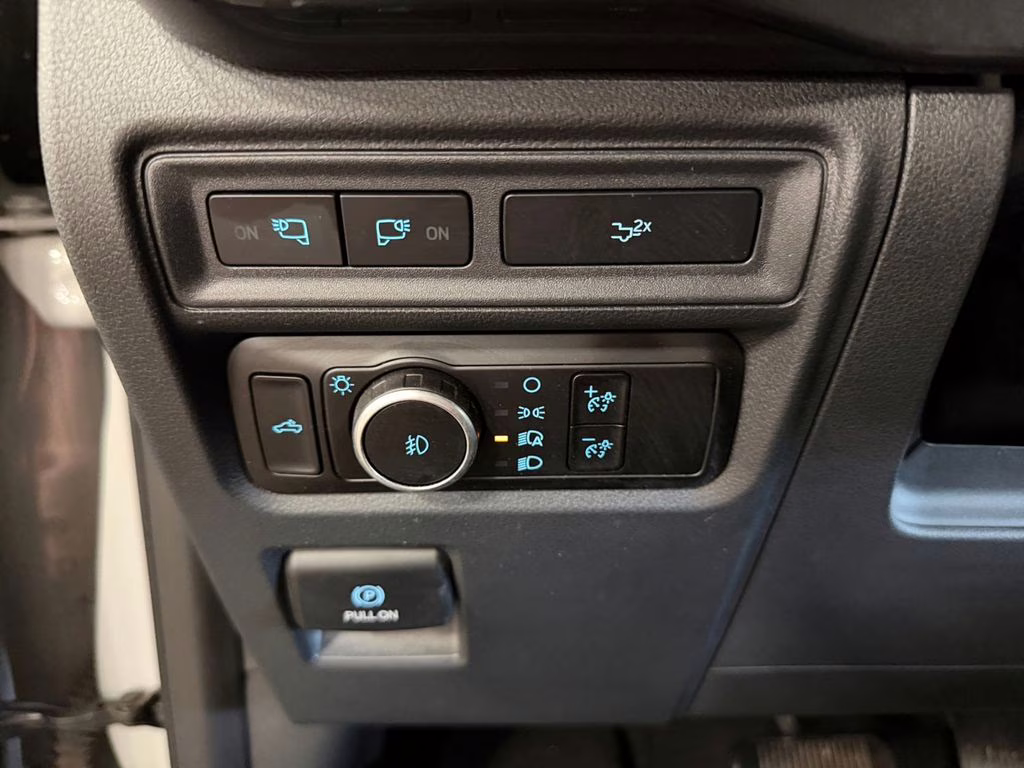 2023 Avalanche Ford F-150 XLT 4X4 Truck