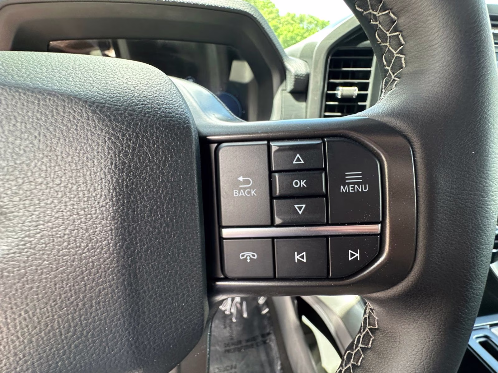 2024 Agate Black Metallic Ford F-150 XLT 4X4 Truck