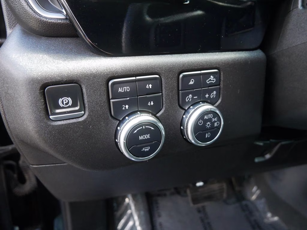 2025 Black GMC Sierra 2500HD SLT 4X4 Truck