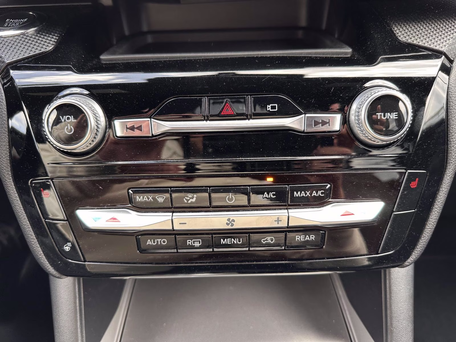 2022 Carbonized Gray Metallic Ford Explorer ST-Line 4WD 4X4 SUV