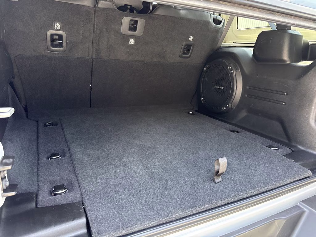 2024 Bright White Clearcoat Jeep Wrangler Sahara 4X4 SUV