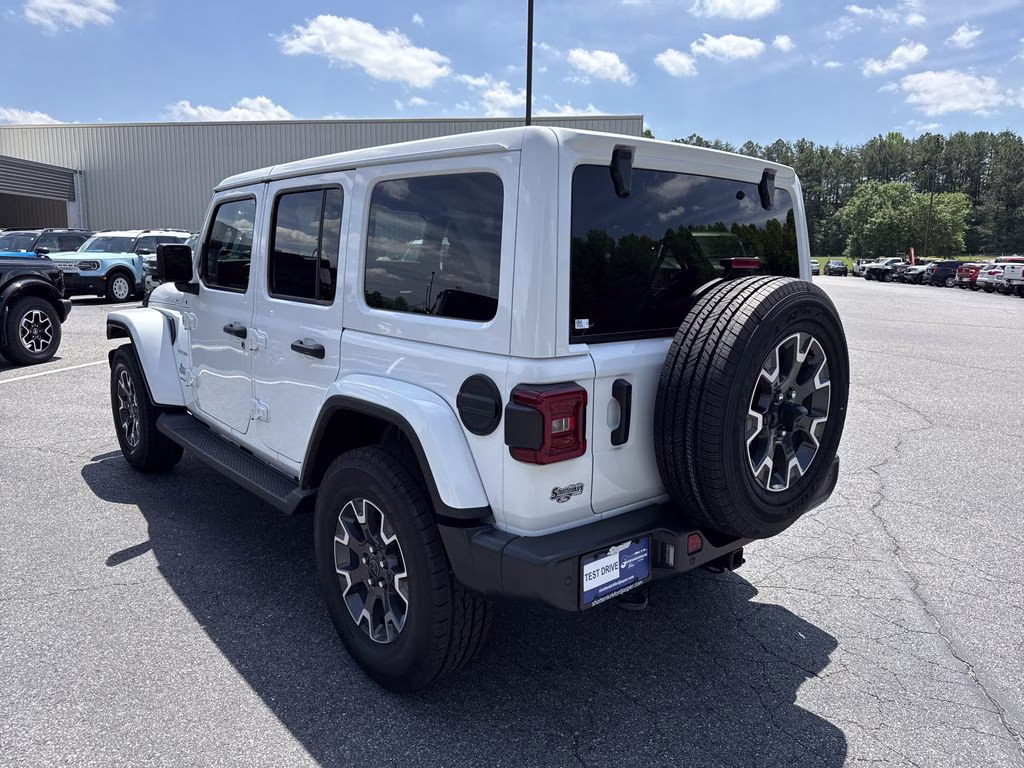 2024 Bright White Clearcoat Jeep Wrangler Sahara 4X4 SUV