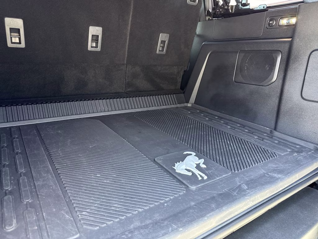 2025 Azure Gray Metallic Tri-Coat Ford Bronco Base 4X4 SUV
