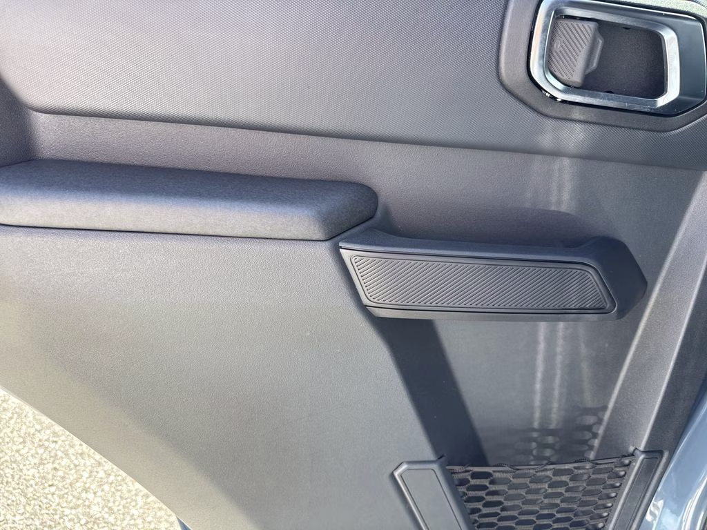 2025 Azure Gray Metallic Tri-Coat Ford Bronco Base 4X4 SUV