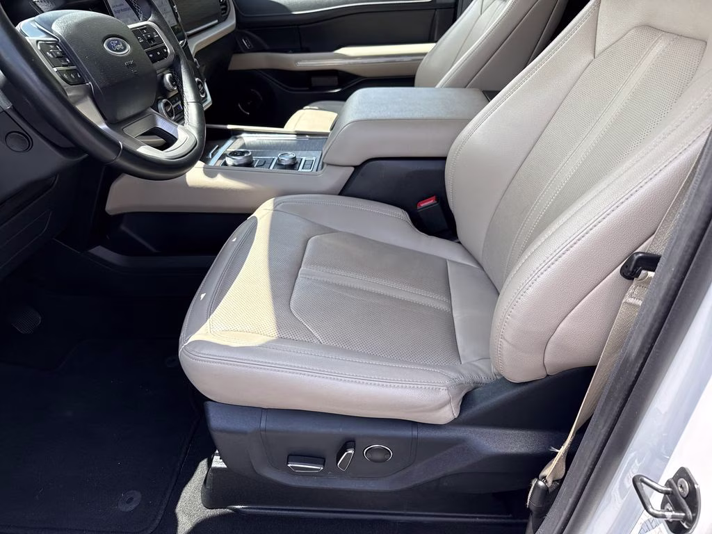 2024 Oxford White Ford Expedition Max Limited 4X4 SUV