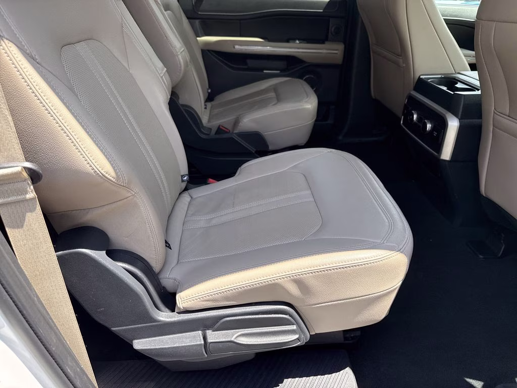 2024 Oxford White Ford Expedition Max Limited 4X4 SUV