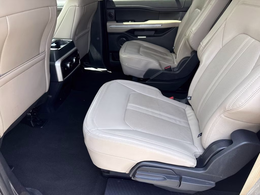 2024 Oxford White Ford Expedition Max Limited 4X4 SUV