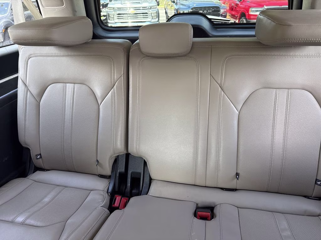 2024 Oxford White Ford Expedition Max Limited 4X4 SUV