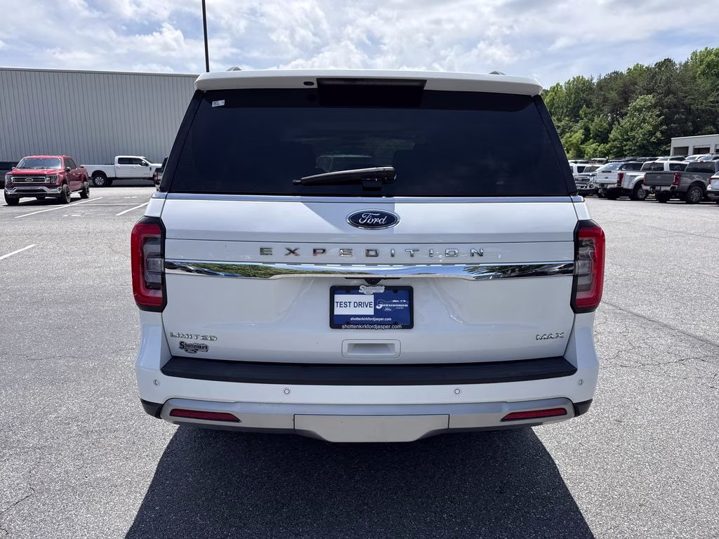2024 Oxford White Ford Expedition Max Limited 4X4 SUV