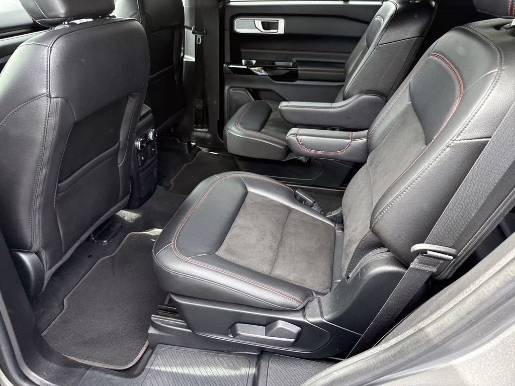 2023 Carbonized Gray Metallic Ford Explorer ST-Line RWD SUV