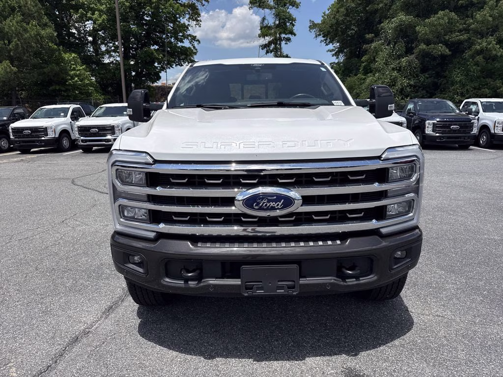 2025 Star White Metallic Tri-Coat Ford Super Duty F-250 SRW King Ranch 4X4 Truck