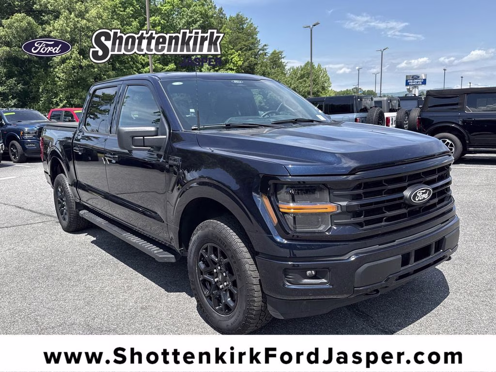 2025 Antimatter Blue Metallic Ford F-150 XLT 4X4 Truck