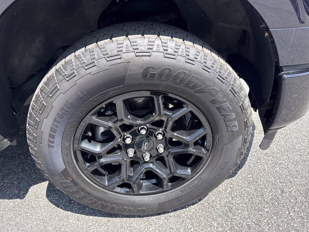 2025 Antimatter Blue Metallic Ford F-150 XLT 4X4 Truck