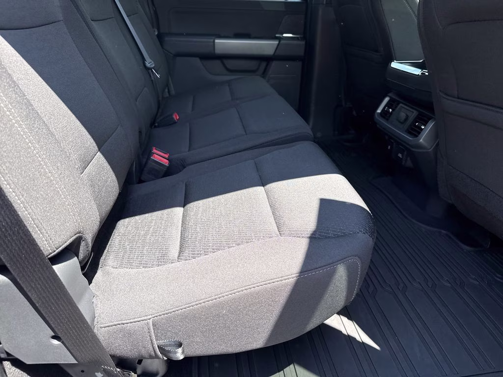 2025 Antimatter Blue Metallic Ford F-150 XLT 4X4 Truck