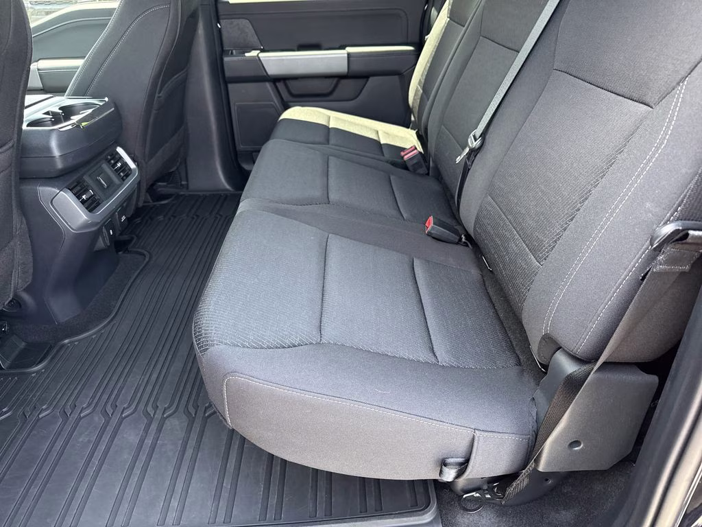 2025 Antimatter Blue Metallic Ford F-150 XLT 4X4 Truck
