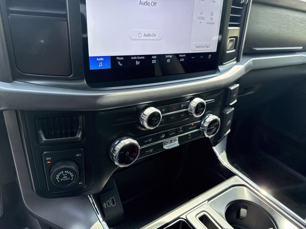2025 Antimatter Blue Metallic Ford F-150 XLT 4X4 Truck