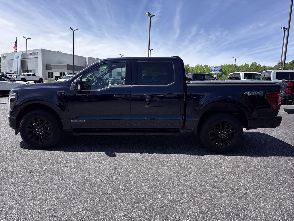 2025 Antimatter Blue Metallic Ford F-150 Lariat 4X4 Truck