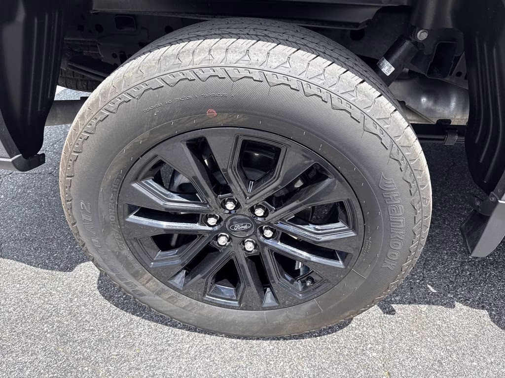 2024 Carbonized Gray Metallic Ford F-150 Lariat 4X4 Truck