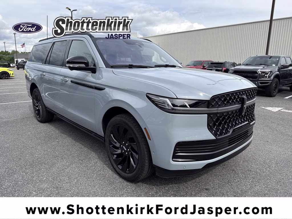 2025 Lincoln Navigator Reserve L 4WD's photo